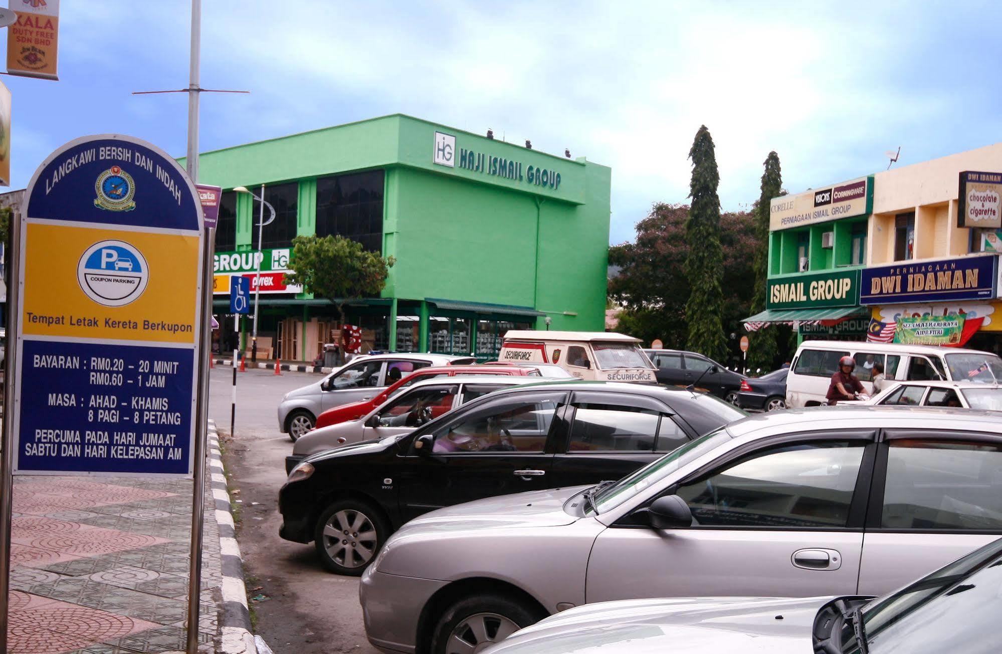 Hotel Citin Langkawi By Compass Hospitality Kuah Exterior foto
